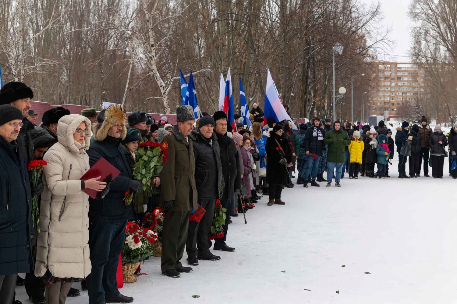 Церемония возложения цветов в честь 80-летия снятия блокады Ленинграда