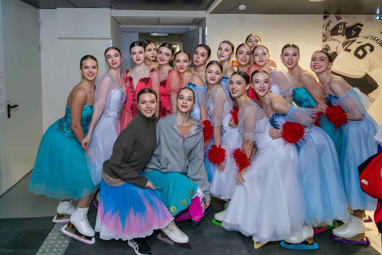Праздничный концерт "Величие женщин - величие России"